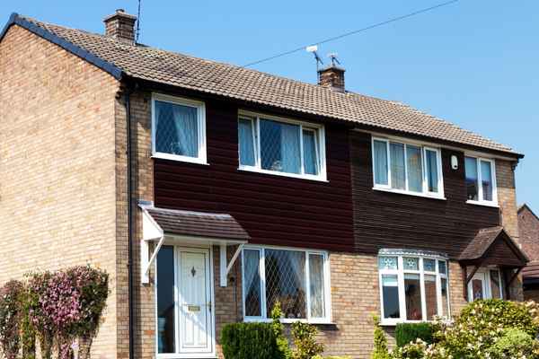 Planning a Boundary Line Extension in Verwood? Don’t Miss These Legal Steps